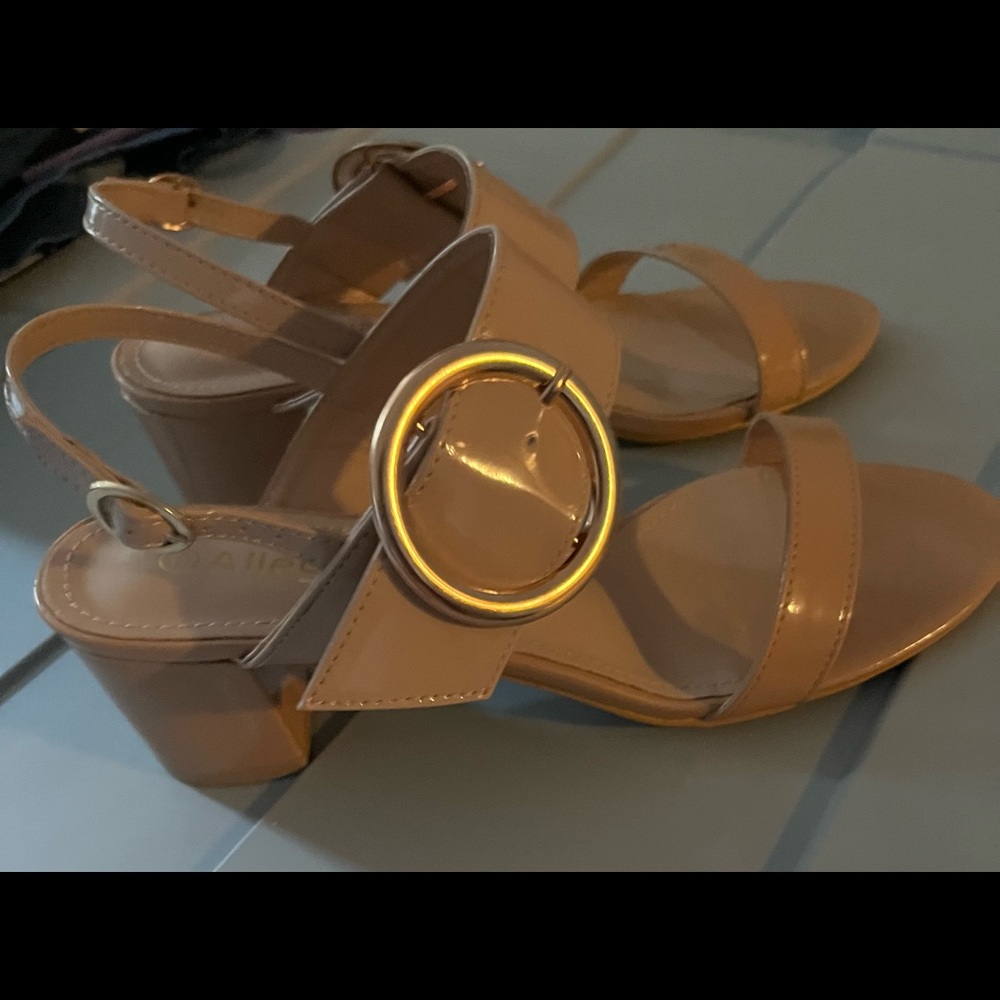 Women shoes